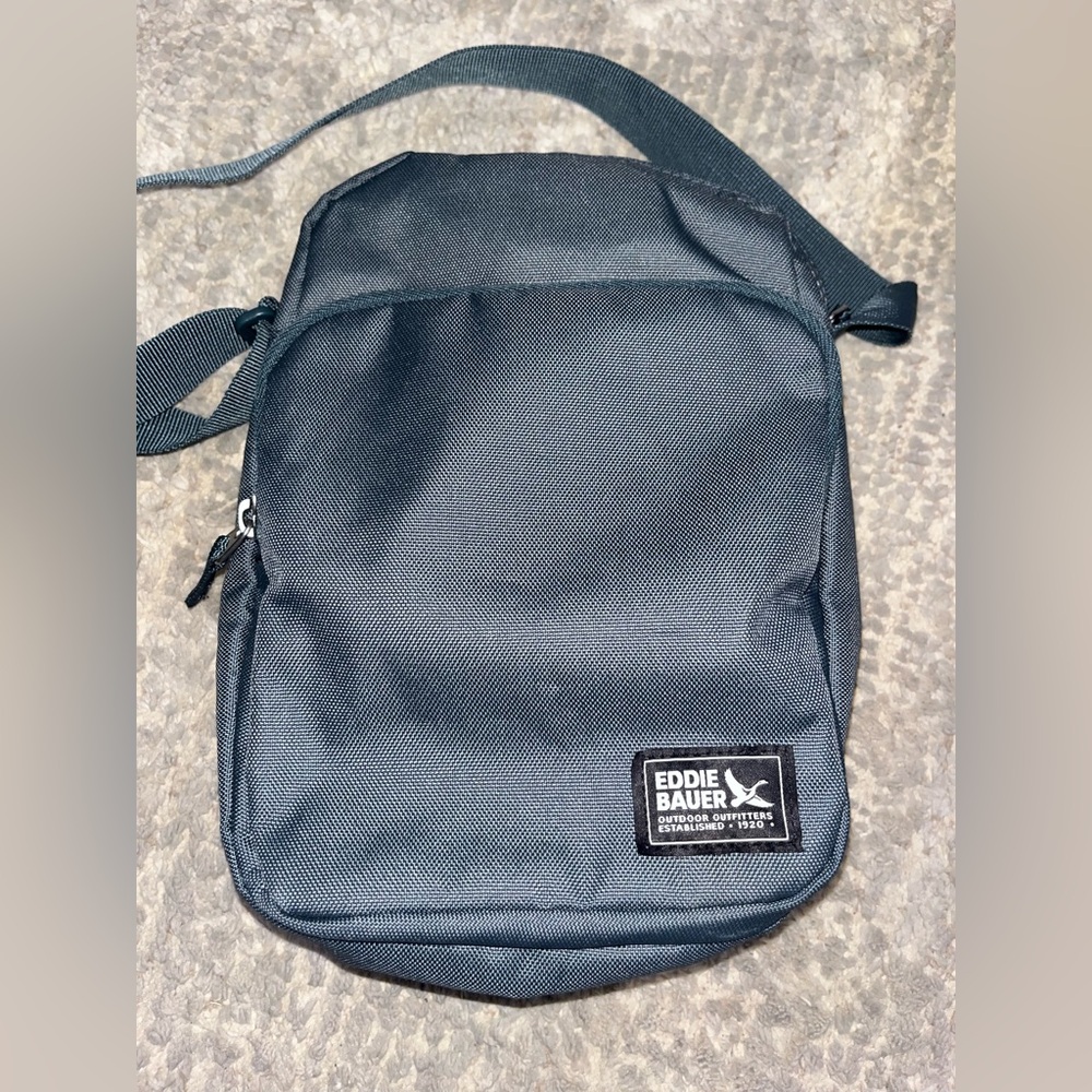 BRAND NEW UNUSED Eddie Bauer Black Crossbody Bag